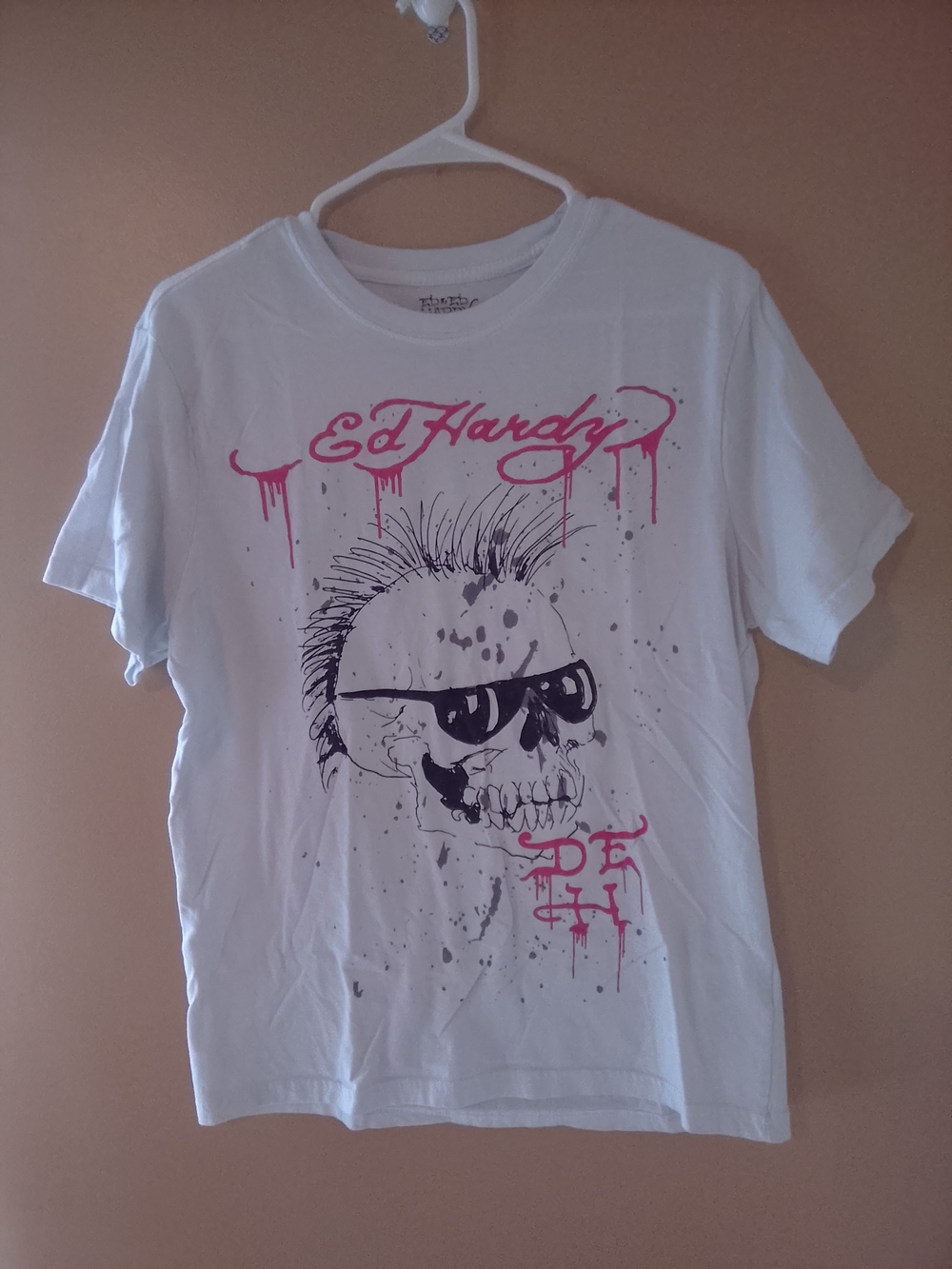 Ed Hardy White Short Sleeve Tee with Black Skull and Pink Script